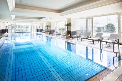 屋内プール ザ・リッツ・カールトン大阪の写真