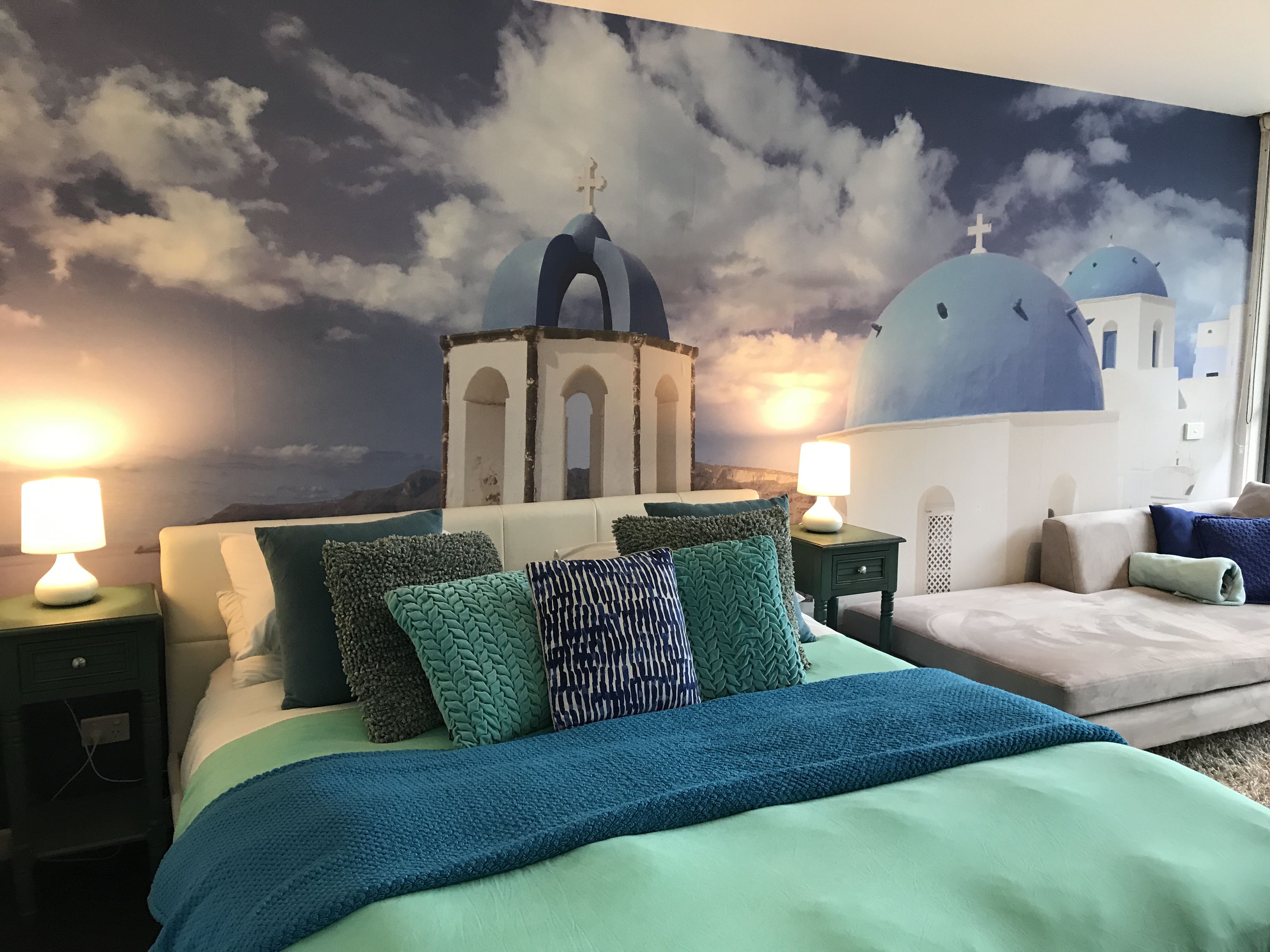 Lorne World Rooms Photos