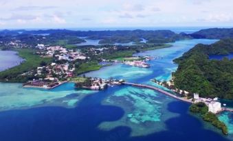 Palau Carolines Resort