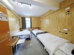 Dongshan Gaga Youth Hostel