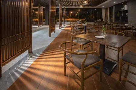 Huafu Hotel Отели в г. Шаншань