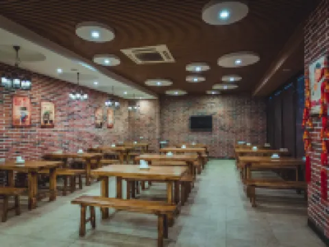 Pineapple Hotel Hotel di Linshu