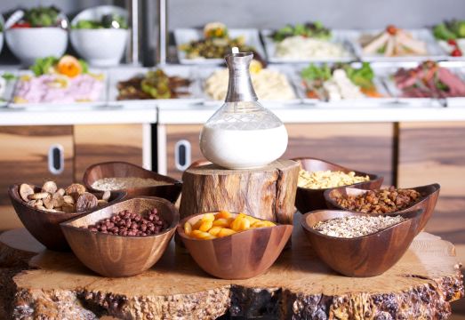 1. 탁심 라운지 호..