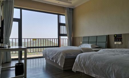 Huangpao Mountain Outdoor Base - Housity