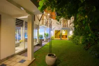 Jasmine Breeze - 4 Bedroom Villa Hotels near Sri Lanka Institute of Information Technology