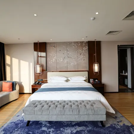 Huajing Yuehai Hotel