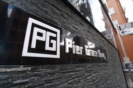PG 黑門飯店