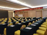 Vienna Hotel (Ganzhou Railway Station Wanda Plaza Branch)