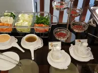 DeHome Boutique Hotel Hotels near Sarawak Stadium