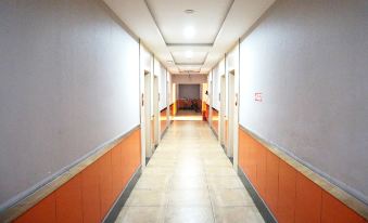 Heyi Hotel (Renqiu Main Branch)