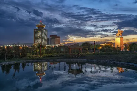 Juva Grand Hotel Отели рядом с достопримечательностью «Inner Mongolia University Gym Teaching Part»