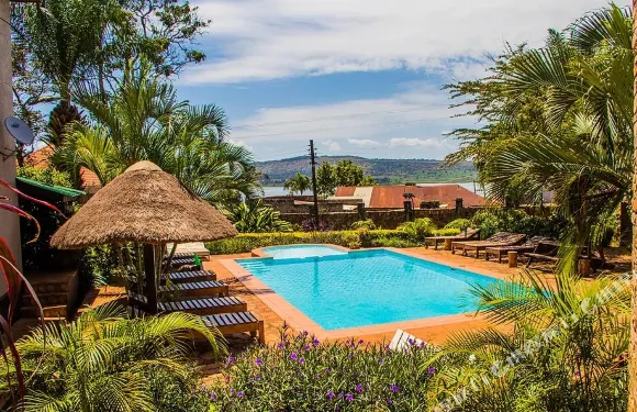 蘇爾吉奧斯旅館及披薩店