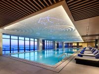 上海三甲港绿地铂瑞酒店 - 室内游泳池