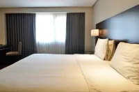 Pearl Garden Hotel Hotels in Malate