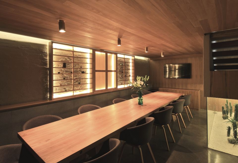 2. 에보 시티 아트..