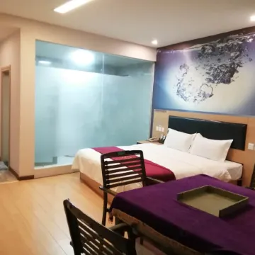 Ceheng Weiyi Collection Hotel