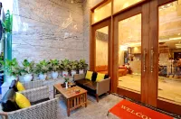 Apollo Hotel Nha Trang - 3-Star