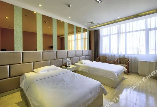 磐石龍泰精品酒店