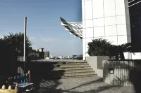 Tamani Marina Hotel & Apartments