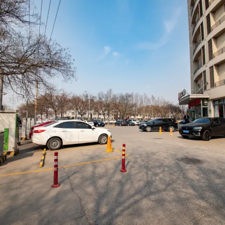 Jinjiang Inn (Baoding Junxiao Square)