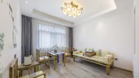 FLoral Hotel · Red Forest Yuyao hotel (Yuyao Siming Lake Scenic Area）