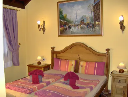 Apartamentos Monasterio de San Antonio Отели в г. Икод-де-лос-Винос