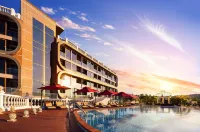 GoldOne Hotel & Suites