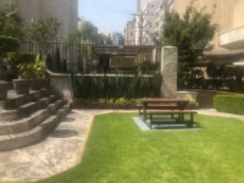 Air Lux Hotels near Centro Banamex