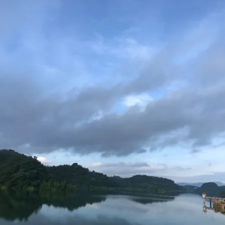 Yitang Sovereign Hotel