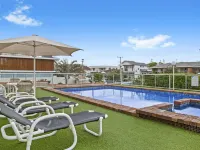 Foreshore Beachfront Apartments Hotels in Mermaid Beach