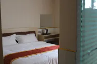 Changchi Town Plaza Business Hotel