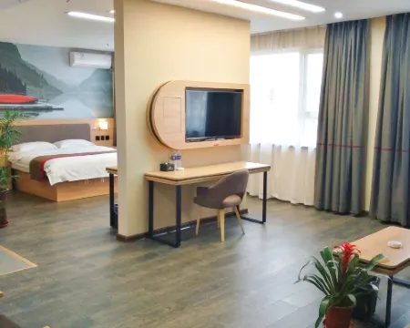 Youjia fashion boutique hotel Hotel di Xinjiang