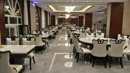 Qiankun Bay Resort Отели рядом с достопримечательностью «Huanghe Shequ Guojia Dizhi Park»