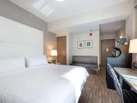 Holiday Inn Express CHICAGO - MAGNIFICENT MILE by IHG Hotels near Wicker Park