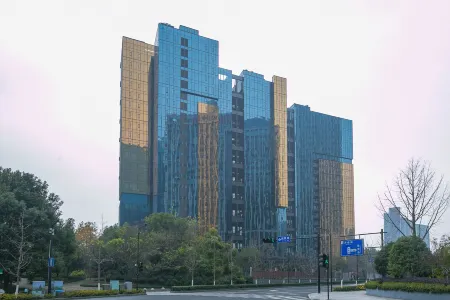 Hangzhou Lingjun Hotel Apartment (Qianjiang New Town Shop)