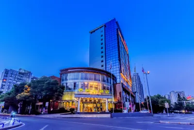 Xiangguo Hotel Hotel in zona Rongchang Station