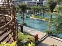 Gold Coast PIK Sea View Apartments by LongeSuites Hotels near Green Bay Pluit