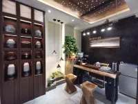 Phoenix Suiyu Riverview Homestay (North Gate Chenglou Branch)