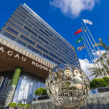 YOHO Hollywood Roosevelt Hotel