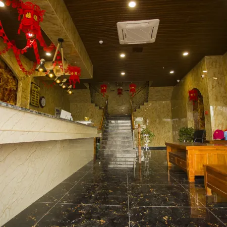 Chaohu Lake Anjuchao Zhijia Business Hotel