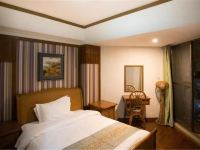 三亚海枫海景公寓 - 宿眠尊享侧海景一室一厅双床小套房