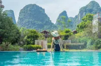Shanzhige Light Luxury Holiday Hotel (Yangshuo West Street)