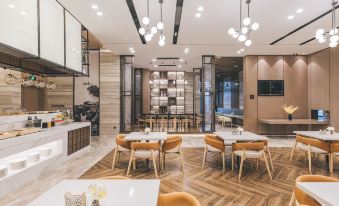 Atour Hotel Wenzhou Yueqing Nanhong Plaza
