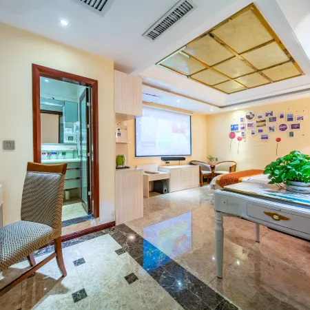 Huishui Chenxin Holiday Hotel