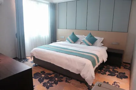 Junjia Pearl Hotel Отели рядом с достопримечательностью «Ganjiangyuan Drifting»