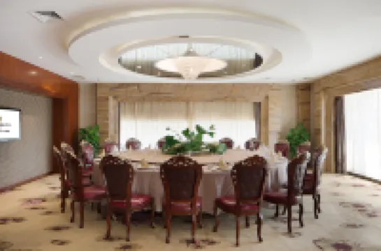 Grand Rezen Hotel Omiga