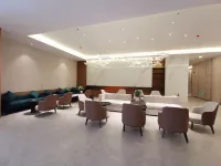 Crystal Hotel Qingdao Laoshan Stone Old Beach Hotels in Qingdao