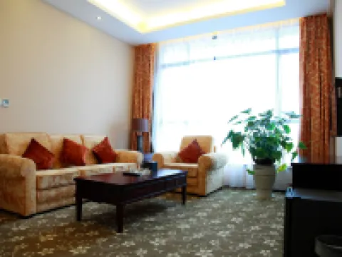 HUAYUHOTEL Hotels in Luzhai
