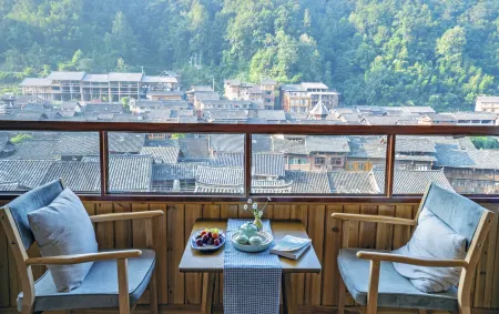 Zhaoxing Dongzhai Banshan Boutique Homestay Отели рядом с достопримечательностью «Zhaoxing Dong Village»