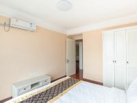 斯维登度假公寓(北海银滩国际码头森海豪庭店) - 豪华臻选海景两室一厅